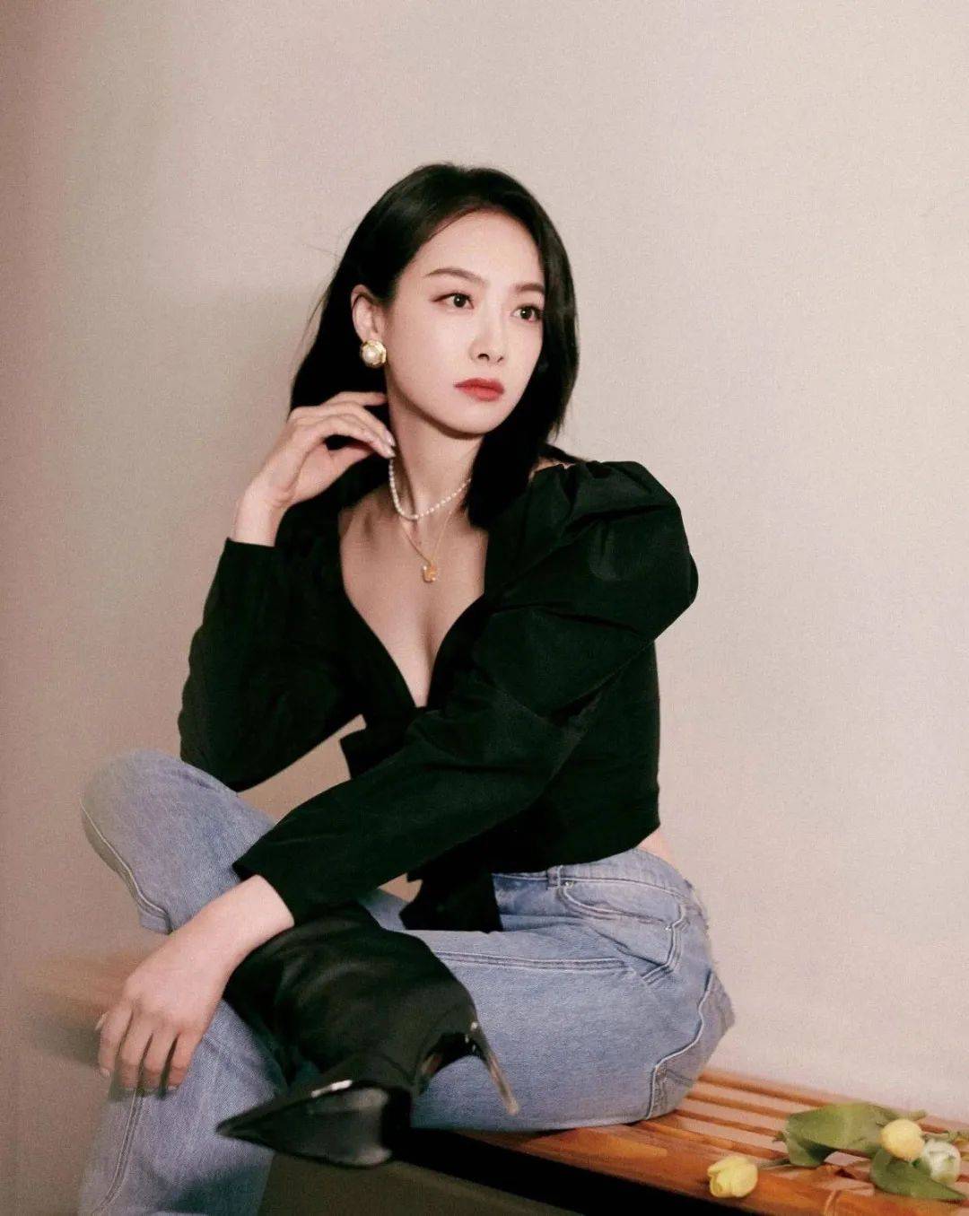 李秀衫最新直播