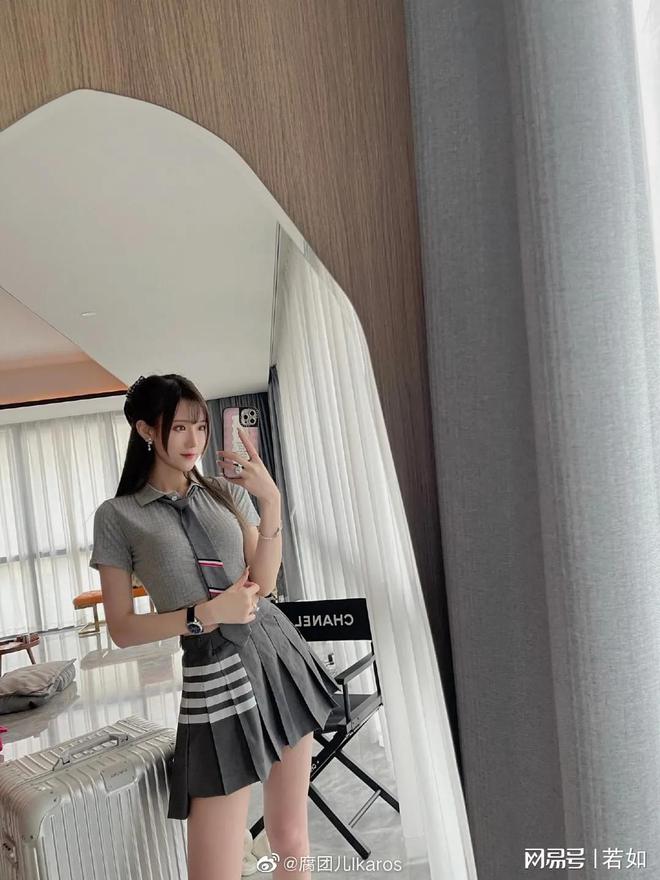 腐团最新写真